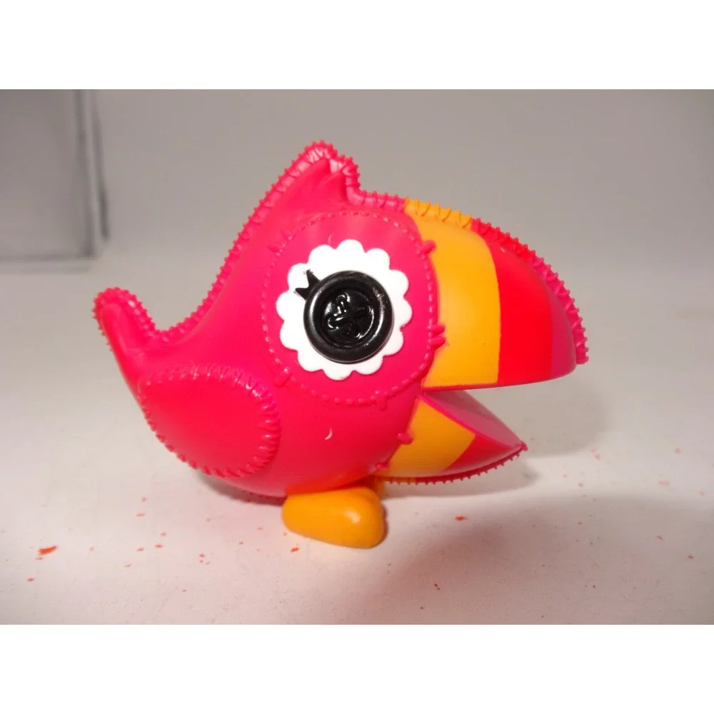 Lalaloopsy April‎ Sunsplash Rainbow Doll 12-inch + Pet Toucan Pink Orange Yellow